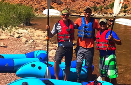 SUDS participants in open water during adaptive scuba event